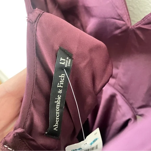 NEW Abercrombie & Fitch Giselle Pleated Cutout Midi Dress in Plum Large Tall - Picture 6 of 9